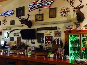 Luther's Bar & Grill