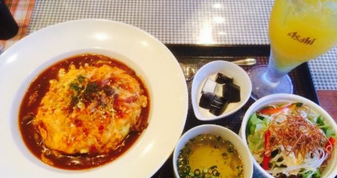 Dining Tatchi