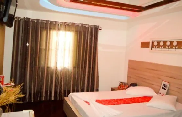 布魯赫姆汽車旅館（僅限成人）