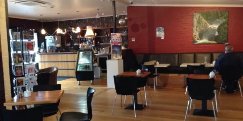 Artifakt Gallery and Cafe