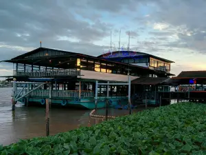 River Side Restaurant