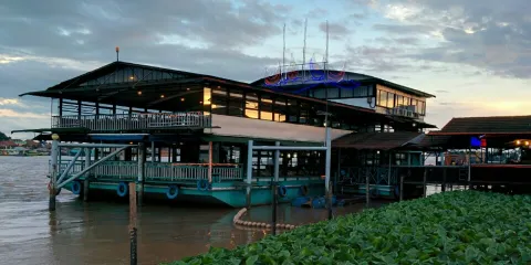 River Side Restaurant