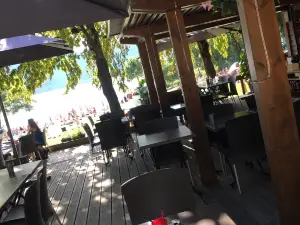 Buvette De La Plage De La Brune