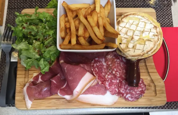 Hotel Brasserie Carnot