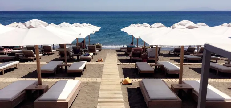 Thalassa Restaurant & Beach Bar