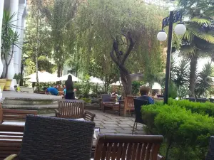 Trabzon Mimarlar Odasi Bahce Cafe & Restaurant