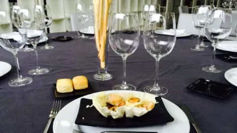 Restaurante Imagine in มาลาโบ