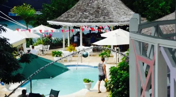 Marybelle's Pub on the Pier