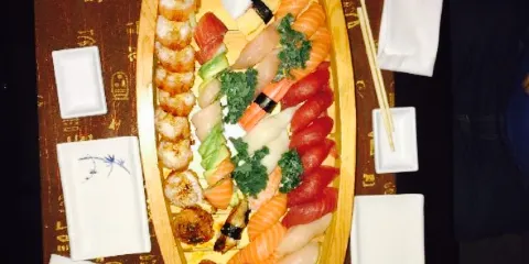 Akashi Fusion Sushi Cuisine