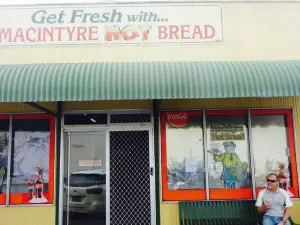 MacIntyre Hot Bread Shop