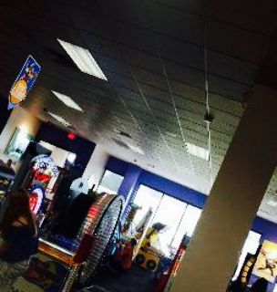 Chuck E. Cheese