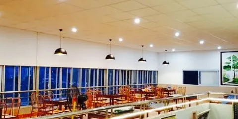 Nga Ba Song - Lau Thuc Yen