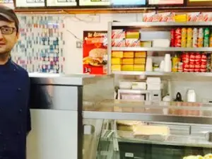 Val's Fast Food