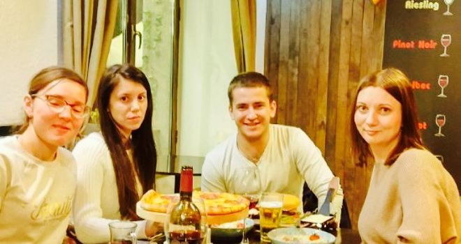 Cheesy Cafe