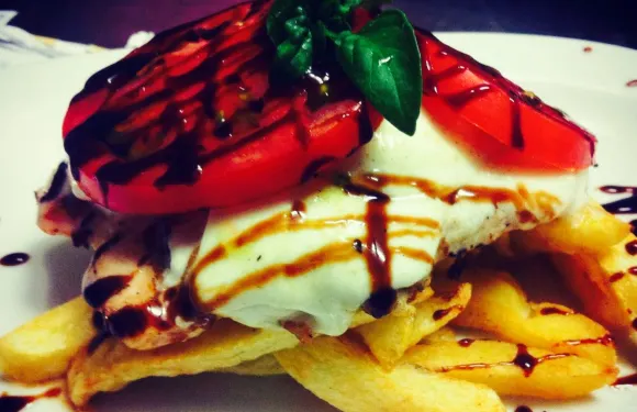 Taverna Grill Akrogiali