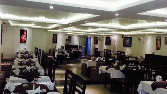 desi bytes fine dine restaurant