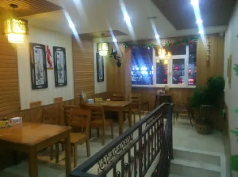 张丰抻面炒面馆(电业小区店)