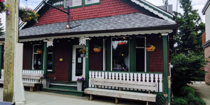 4 Quarters Restaurant