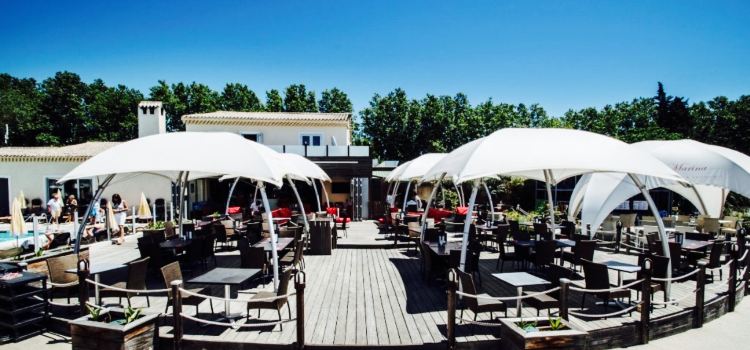 Marina lounge bar & Restaurant