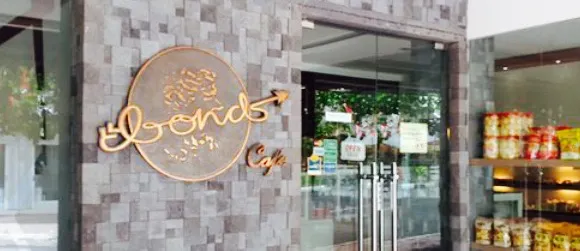 Bond Cafe & Bakery Magelang