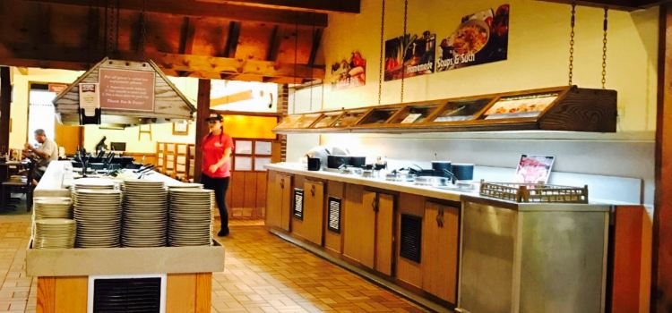 Hoss's Steak & Sea House