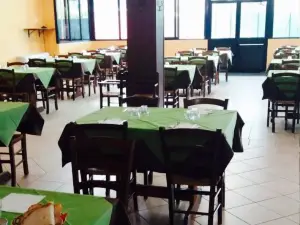 Ristorante Pizzeria La Roccia