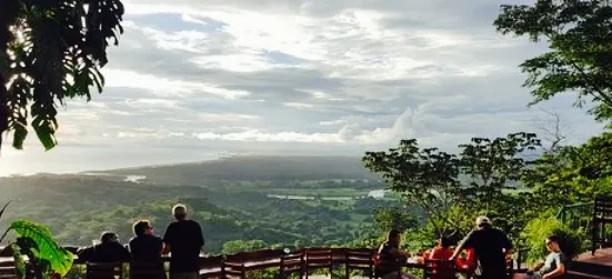 Restaurante y Mirador Cascada del Amor