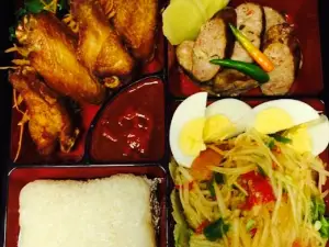 SriThai Thai kitchen & sushi bar