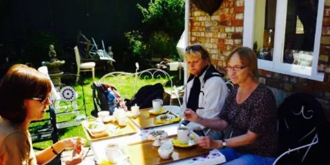 Rainbow Cafe@the House of Om