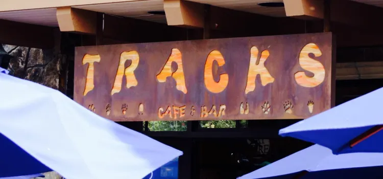 Tracks Cafe & Bar