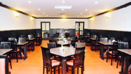 Restaurant at Trivandrum Hotel