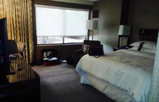 Common House Kitchen & Bar