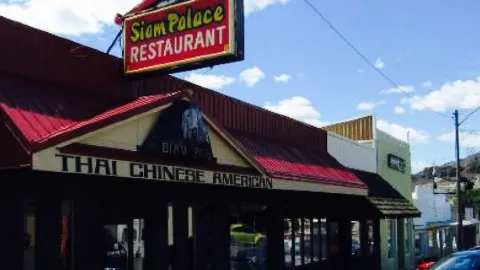 Siam Palace | Thai • American in 그랜트 카운티