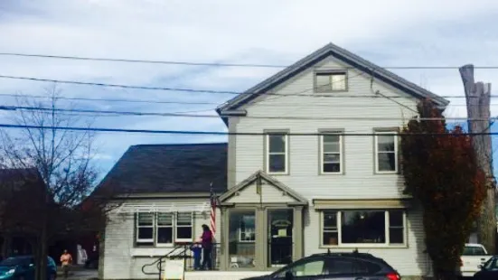 Middlebury Bagel And Delicatessen