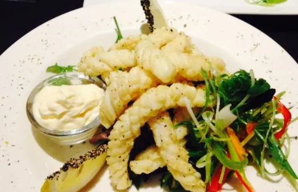 Pavilion Restaurant and Lounge