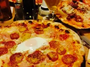 Restaurant Pizzeria Helden