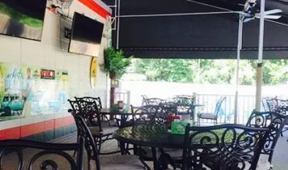 Mingo's Sports Bar & Grill