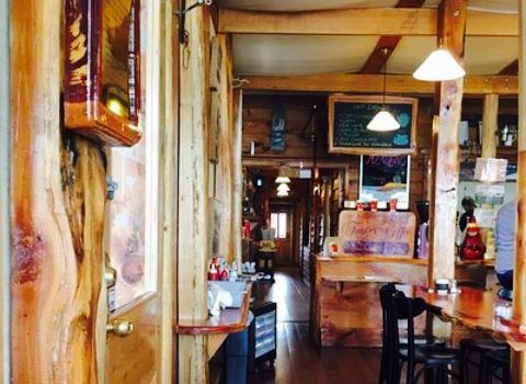 Geeveston Bakery and Pie Shop