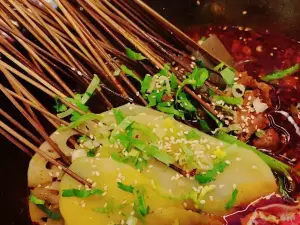 迤山串串