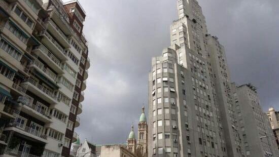 卡瓦纳大厦是布宜诺斯艾利斯小有名气的的地标建筑，视野很好，我
