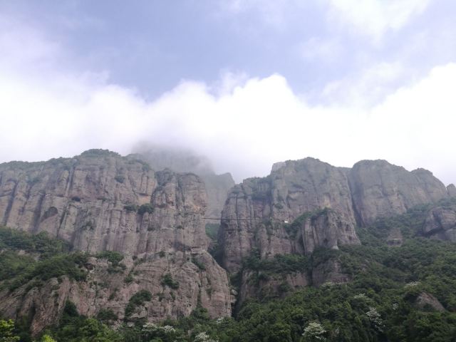 팡둥 동굴
