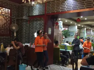 雅古拜美食城
