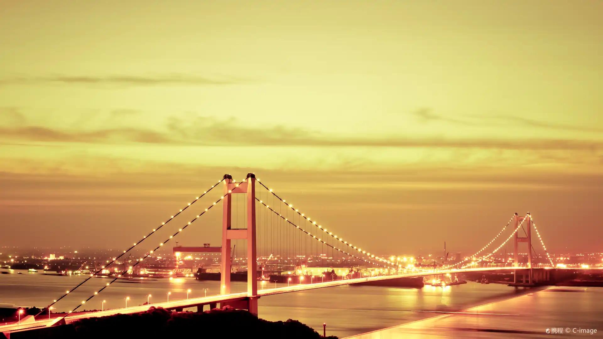 鄰近江陰大橋的酒店