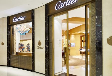 "Cartier(Moscow Kutuzovsky btq., Vremena Goda)"