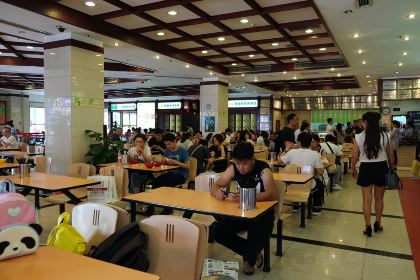 龙抄手(春熙路总店)