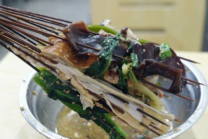 乐山鲜知味钵钵鸡(草堂北路店)