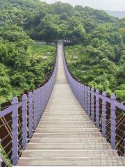 Bai Shih Lake Bridge