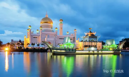 Omar Ali Saifuddien Mosque
