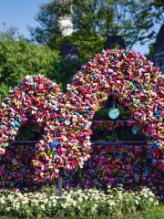 Love Lock Wall of N Seoul Tower