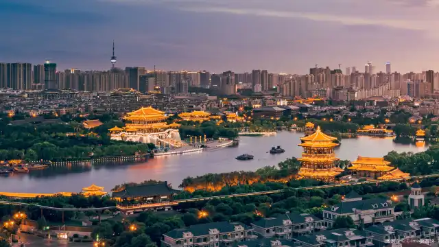 Hotels near Tang Paradise